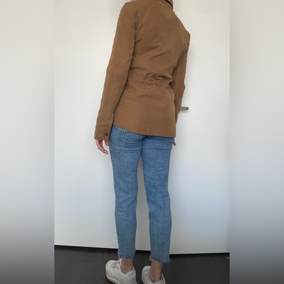 Tan light spring jacket - Picture 1 of 2